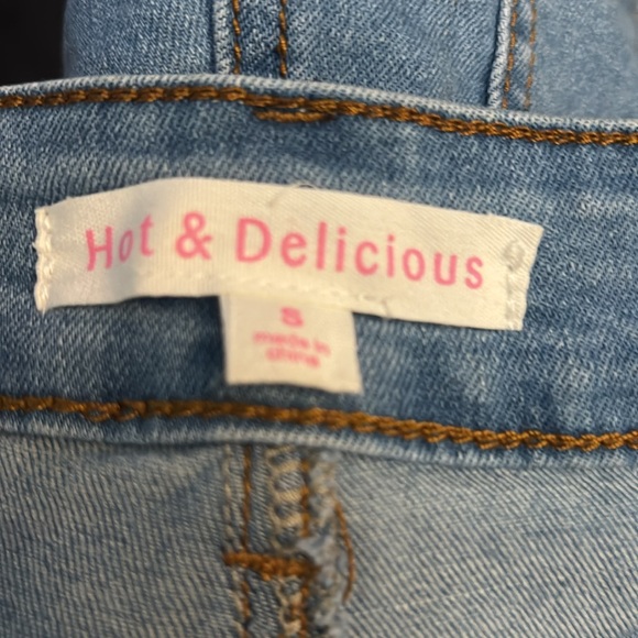 Hot & Delicious Denim Fringe Shorty Shorts Jorts S Festival Boho Cowgirl Rave - Picture 11 of 11